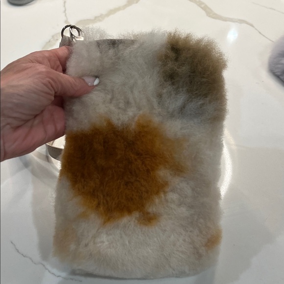 100% Alpaca Fur Cross Body Choose Color - Picture 2 of 4